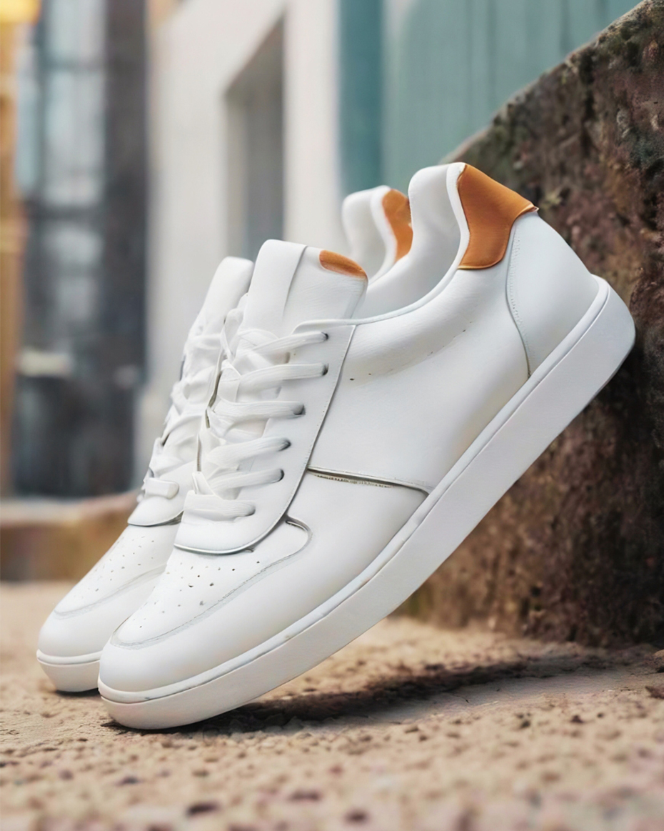 Coreline Low Sneaker Image